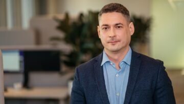 metų išpardavimai sukčiai